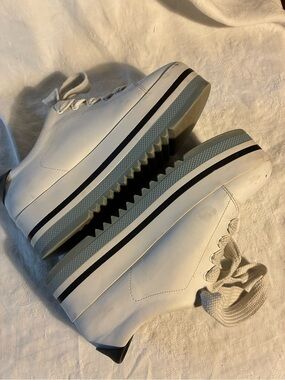 Zara Women White/Navy Sneakers Platform Sneakers